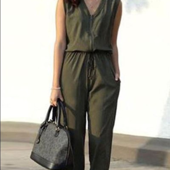 Bishop + Young olive green jumpsuit jumper 💚 - Picture 3 of 6